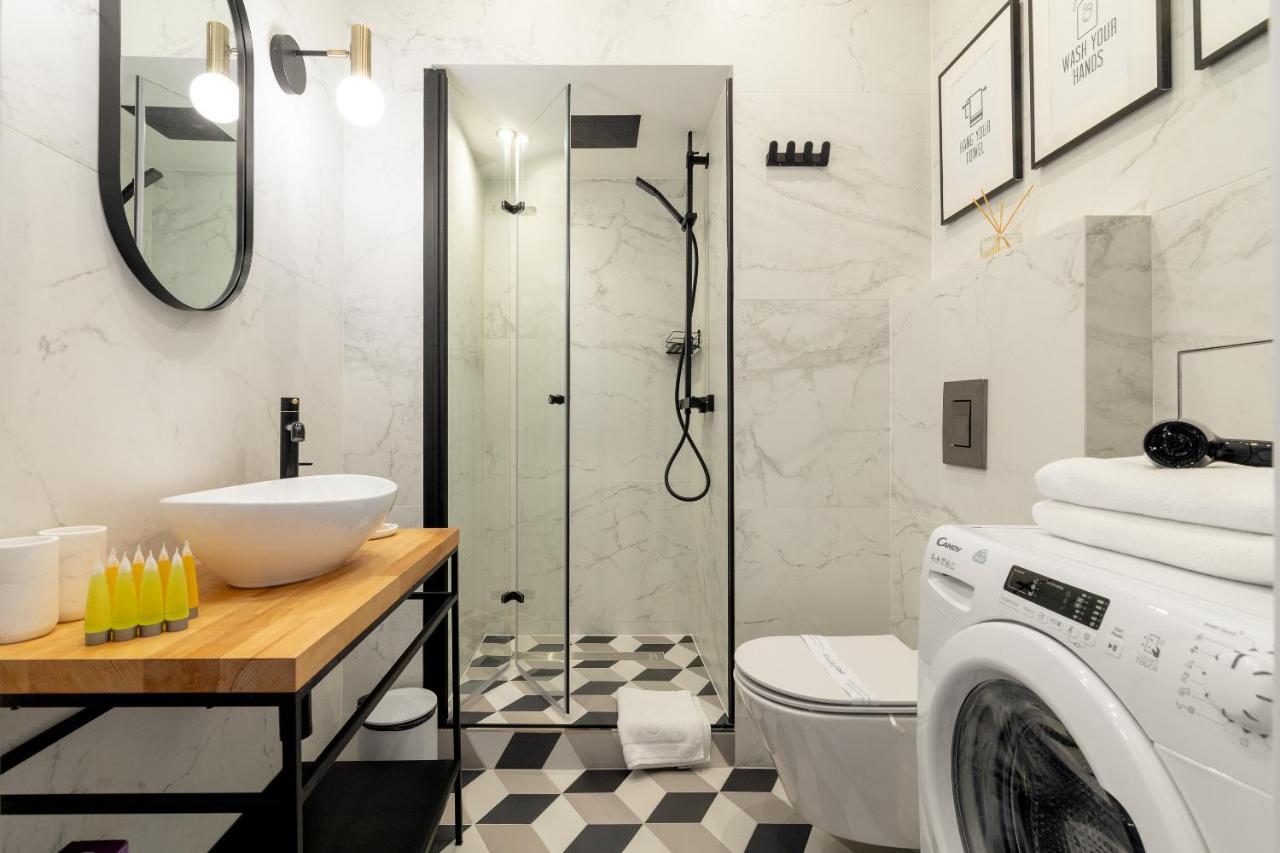 Metro Politechnika Cosy Apartment وارسو المظهر الخارجي الصورة