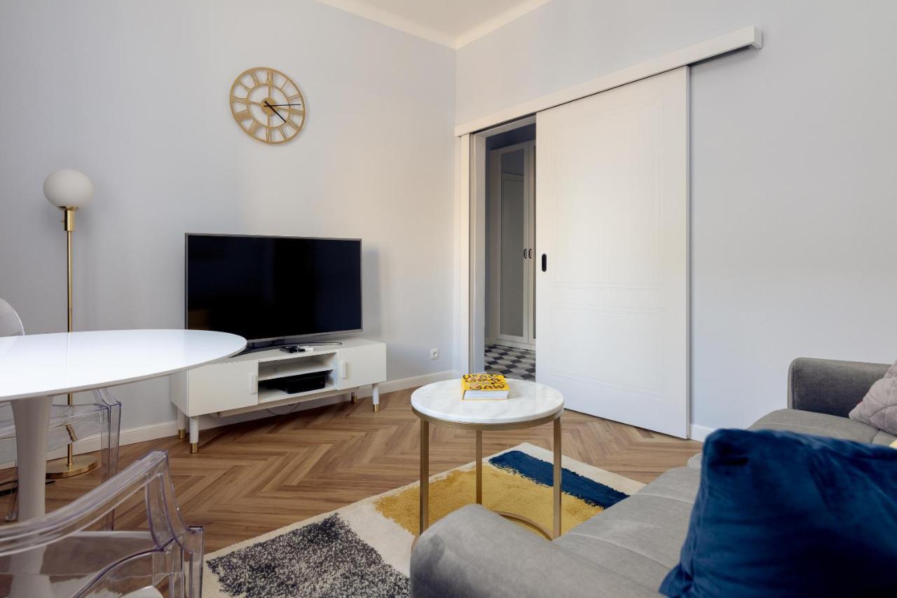 Metro Politechnika Cosy Apartment وارسو المظهر الخارجي الصورة